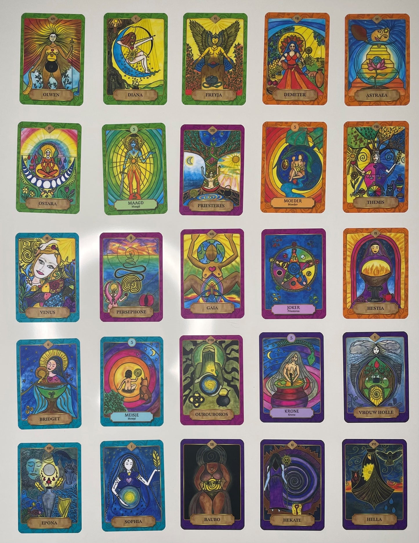 Innerlijk Leiderschap voor Vrouwen - een Eigenwijs Tarotdeck