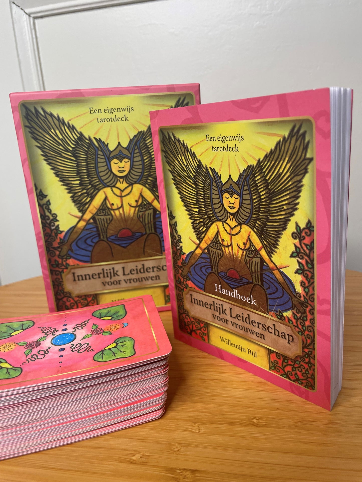 Innerlijk Leiderschap voor Vrouwen - een Eigenwijs Tarotdeck